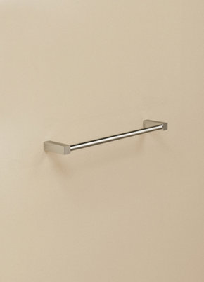 Cosmic Towel RailChrome GlossWall-Mounted30 Cm. Collection Metric from B&Q