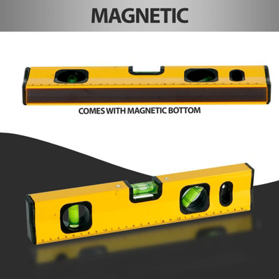 300 600 1000mm Yellow Magnetic 3 Piece Builders Building Spirit Level Set from B&Q