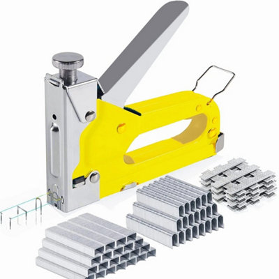 Staple Gun Heavy Duty Tacker Stapler Upholstery Nail Gun 3000X Staples from B&Q