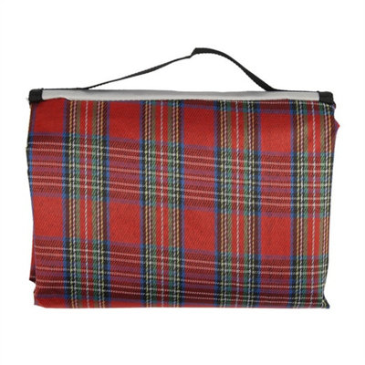 Red Extra Large Waterproof Picnic Blanket Mat Camping Beach Rug Outdoor 150X200 from B&Q