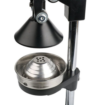 Manual Fruit Hand Press Juicer Citrus Squeezer from B&Q