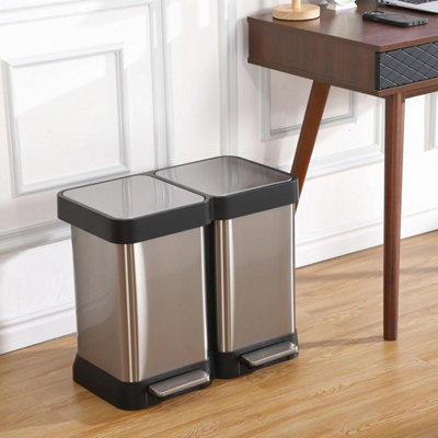 40L Stainless Steel Step On Kitchen Trash Bin from B&Q