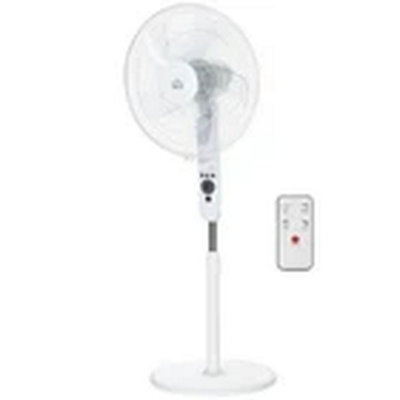 124Cm White Oscillating Pedestal Fan from B&Q