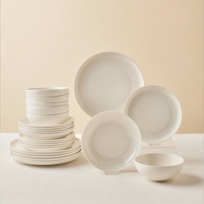 Karaca Streamline Remi Bone China 24-Piece Dinner Set For 6 PeopleWhite from B&Q