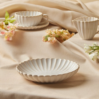 Karaca New Daisy Stoneware Pasta Bowl22,5CmWhite from B&Q