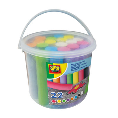 B&Q -  Playground Chalk 22 Piece Bucket