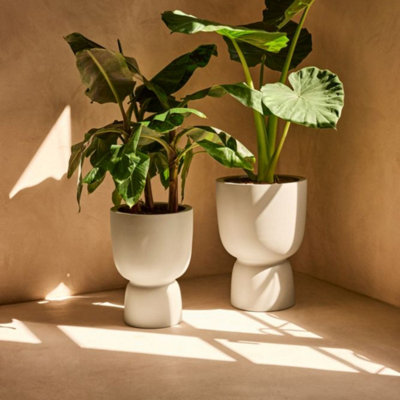 Elho Amber Coupe 41WhiteIndoor And Outdoor100% Recycled from B&Q