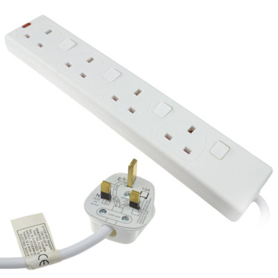 B&Q -  Individually Switched 4 Way Gang Uk Mains Extension Lead White 2M