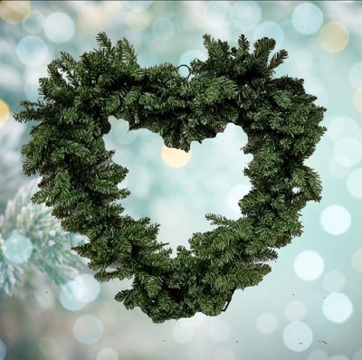 Everlands Plain Heart Christmas Door Wreath Large Artificial Door Decoration 50Cm 528 Tips from B&Q