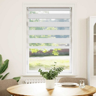 Walplus White Zebra Blind 50 X 100 CmIncludes Mounting Hardware from B&Q