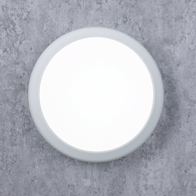 B&Q -  Emergency And Microwave Sensor Bulkhead Indoor/outdoor Wall & Ceiling Light For Commercial And Residential Use (Ip65)