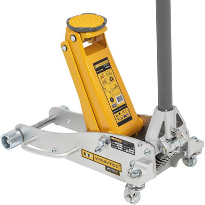 SIP Winntec 1.5 Ton Aluminium / Steel Trolley Jack from B&Q