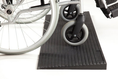 The Ramp People Rubber Threshold Ramp 1Cm10Cm (4Cm) 1000Kg Capacity Wheelchair Ramp Kerb Ramp from B&Q