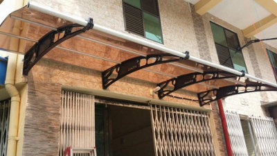 Canofix UK Canofix Door Canopy Pc 4500 Width X 1500 Projection (Black BracketClear Sheet) from B&Q