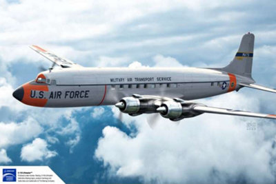 Academy 12634 - 1/144 USAF C-118 Liftmaster - New - Image 5