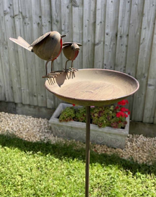 Burgess Duo Robin Bird Bath On Tall Spike Metal Outdoor Garden Ornament British Bird Feeder from B&Q