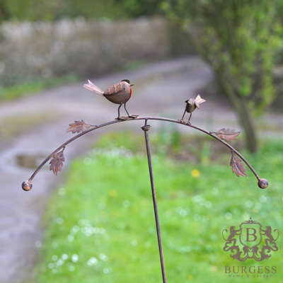 Burgess Robin Balancer Metal Stake Outdoor British Bird Garden Ornament from B&Q