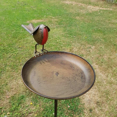 Burgess Robin Bird Bath On Tall Spike Outdoor Metal Garden Ornament Bird Feeder from B&Q