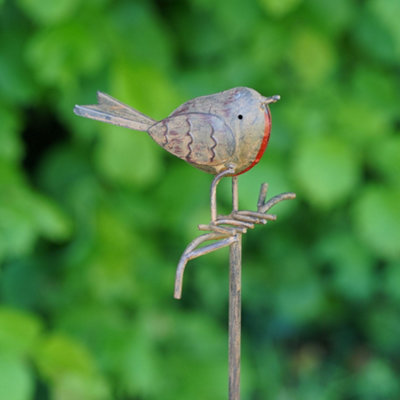 Burgess Robin On Stick Metal Garden Ornament British Bird Robins Outdoor Stake from B&Q