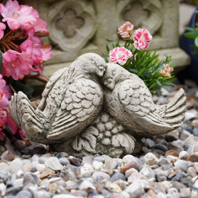 Burgess Love Doves Stone Statue British Bird Dove Outdoor Garden Ornament British Made Sculpture from B&Q