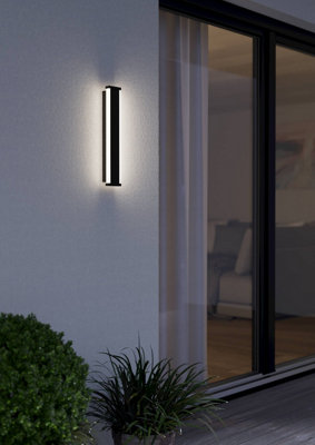 B&Q -  Neviano Black Led Wall Light