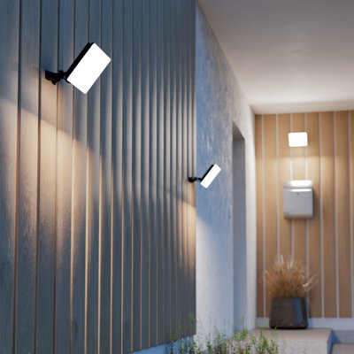 B&Q -  Machio 50W Led Flood LightIp65 WeatherproofBlack Aluminium HousingOutdoor Security & Area Lighting