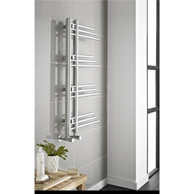 906mm (H) x 500mm (W) - Vertical Bathroom Towel Radiator (Leeds) - (0.9m x 0.5m)