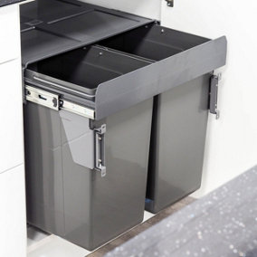 90L Pull Out Kitchen Waste Recycling Bin For 600mm Unit Hinged Door Base Mounted