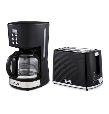 B&Q -  1.5L Filter Coffee Machine & 2 Slice Toaster Set
