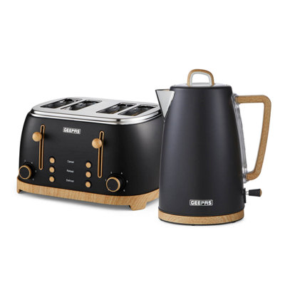 B&Q -  Nordiq 4 Slice Toaster & 1.7L Electric Kettle Combo Set