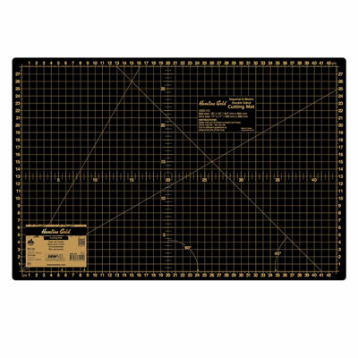  - H/g C/mat 45Cmx30CmCutting Mat: Medium: 45 X 30CmHemline Gold