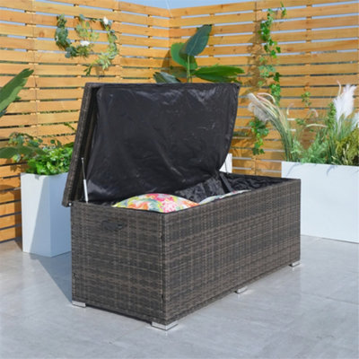 Abrihome 495L Iron Outdoor Rattan Storage BoxOutdoor Medium Deck Storage Box For PatioYardGardenBrown (L155 X H64.5 X W72) from B&Q