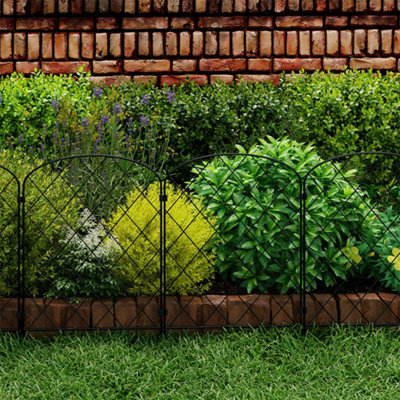 Levede Metal Animal Barrier Garden Fence 61 x 32cm, 10 Pack, Black - Image 6