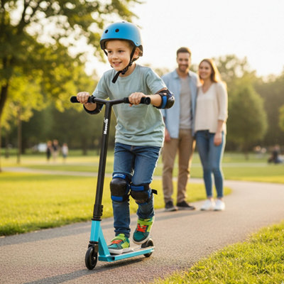 Light Blue And Kids Adult Freestyle Stunt Scooter - Size: 80 X 67 X 47Cm - Wilko Black Monvelo - Image 4