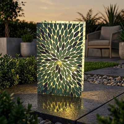 - Emerald Glass Table Top Garden Light