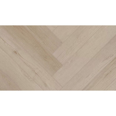 B&Q Cornh Spelt Wood Effect Click Luxury Vinyl Tile - Herringbone(8Mm Lvt),For Domestic & Commercial Use Per Pack 2.32M²