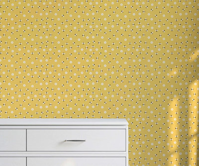 B&Q -  Eco-Friendly Yellow Cute Bee Wallpaper