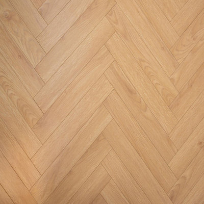 Click Laminate Flooring 8.0mm Oakleigh Buttermere Herringbone Wood Effect For BedroomDining Room & Lounge 1.8M²Per Pack from B&Q