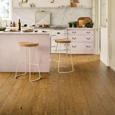  - Engineered Wood Flooring Chene26 Golden Handscraped Brown Plank (14mm Thick X 150mm Wide)