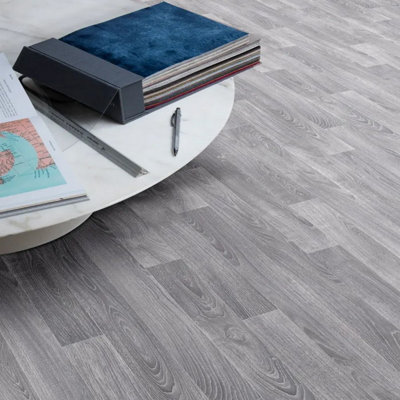 B&Q Modern Wood Effect Anti-Slip Vinyl Flooring For Kitchen, Bathroom, 2.5Mm Thick Vinyl Sheet-6M(19'8") X 4M(13'1")-24M² Brown