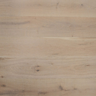 B&Q Light/Grain/White Whitehall Oak Wood Effect Brushed Uv Lacquered Engineered Wood/Timber/Oak Flooring, (14Mm Thick/ 190Mm Wide)