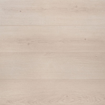 Click Laminate Flooring  8.0mm Willow Malham Plank Wood Effect For BedroomDining RoomKitchen & Lounge 1.92M²Per Pack from B&Q
