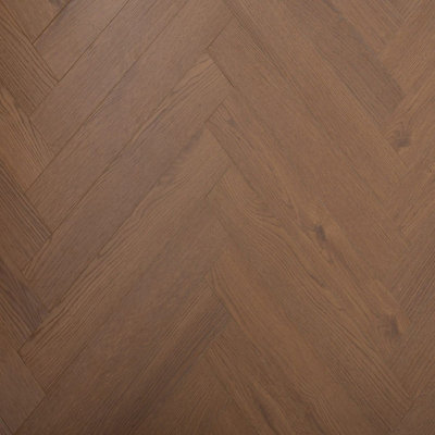 Click Laminate Flooring 8.0mm Oakleigh Romsey Herringbone Wood Effect For BedroomDining Room & Lounge 1.8M²Per Pack from B&Q