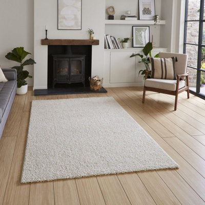Cream Plain 25mm Thick Anti-Shed Rug For BedroomLiving& Dining RoomAnti-Shed Modern Plain Area Rug-160Cm X 230Cm from B&Q