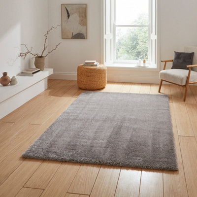 Grey Silver Plain Shaggy 45mm Pile Stain-Resistant Rug For BedroomDining RoomEasy To Clean Modern Rug-160Cm X 230Cm from B&Q