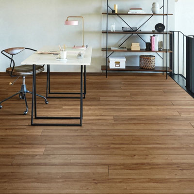 B&Q Brown Chene29 14Mm Engineered Wood Flooring 14/3 X 190Mm Congnac Brushed And Lacquered - Plank Size 14