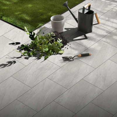Stonewise County Light Grey 600X900mm Porcelain Paving Slabs ,pack Of 5R11 Slip,indoor Tiles For Garden And Landscaping Projects from B&Q
