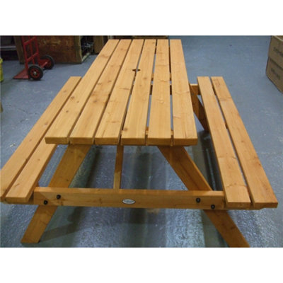 B&Q -  6 Seat Picnic Bench / Pub Garden Table Treated Autumn Gold