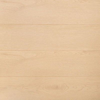 Click Laminate Flooring  8.0mm Willow Kingham Plank Wood Effect For BedroomDining RoomLiving Room & Kitchen 1.92M²Per Pack from B&Q