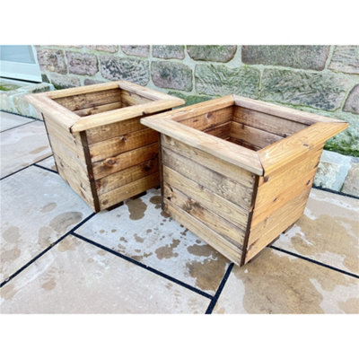 B&Q -  Traditional Large Square Planter X 2